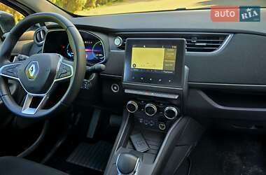 Хэтчбек Renault Zoe 2021 в 