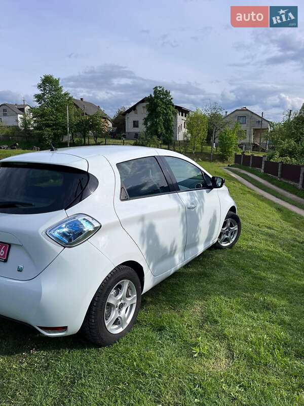 Хетчбек Renault Zoe 2016 в Самборі