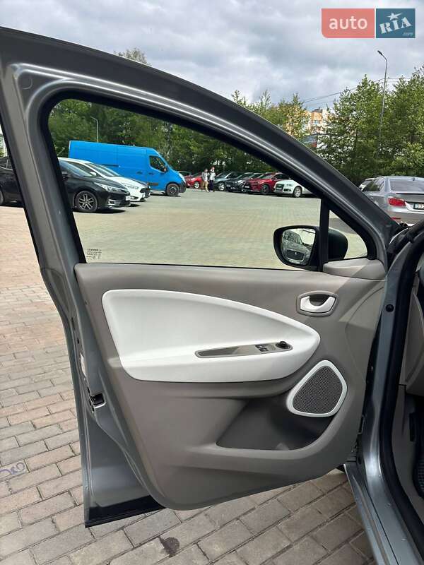 Хэтчбек Renault Zoe 2018 в Львове