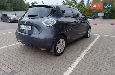 Хэтчбек Renault Zoe 2018 в 