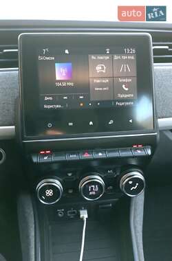 Хэтчбек Renault Zoe 2019 в 