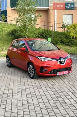 Хэтчбек Renault Zoe 2020 в 