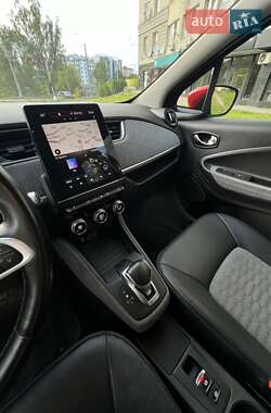 Хэтчбек Renault Zoe 2020 в 