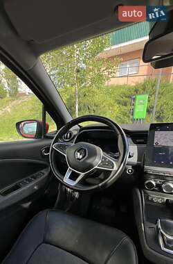 Хэтчбек Renault Zoe 2020 в 