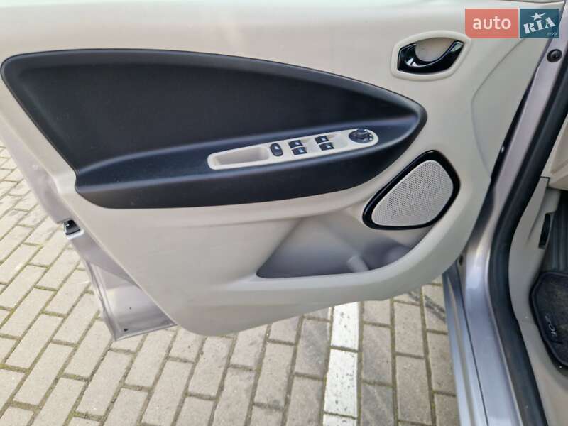 Хетчбек Renault Zoe 2015 в Коломиї