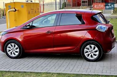 Хэтчбек Renault Zoe 2017 в 