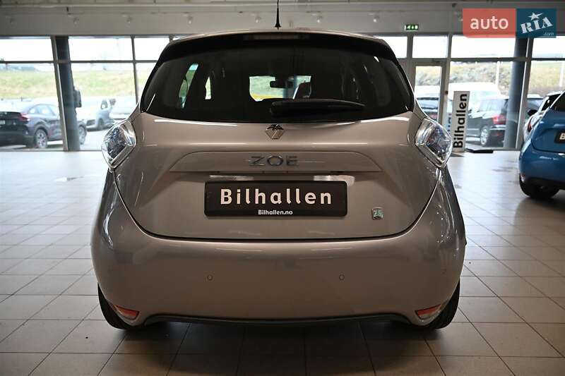 Хэтчбек Renault Zoe 2016 в Киеве
