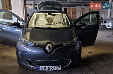Хетчбек Renault Zoe 2019 в 