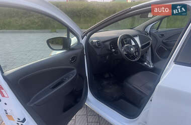 Хэтчбек Renault Zoe 2020 в 