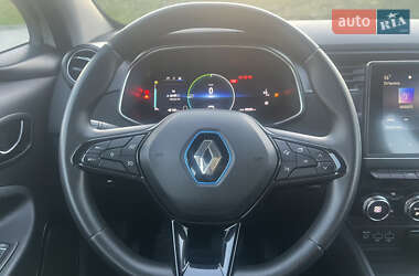 Хэтчбек Renault Zoe 2020 в 