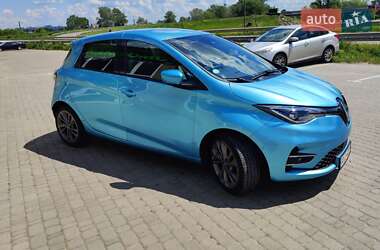 Хэтчбек Renault Zoe 2019 в 