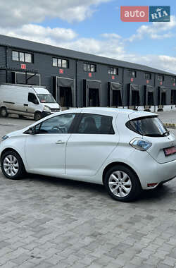 Хетчбек Renault Zoe 2016 в 