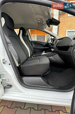 Хетчбек Renault Zoe 2022 в 