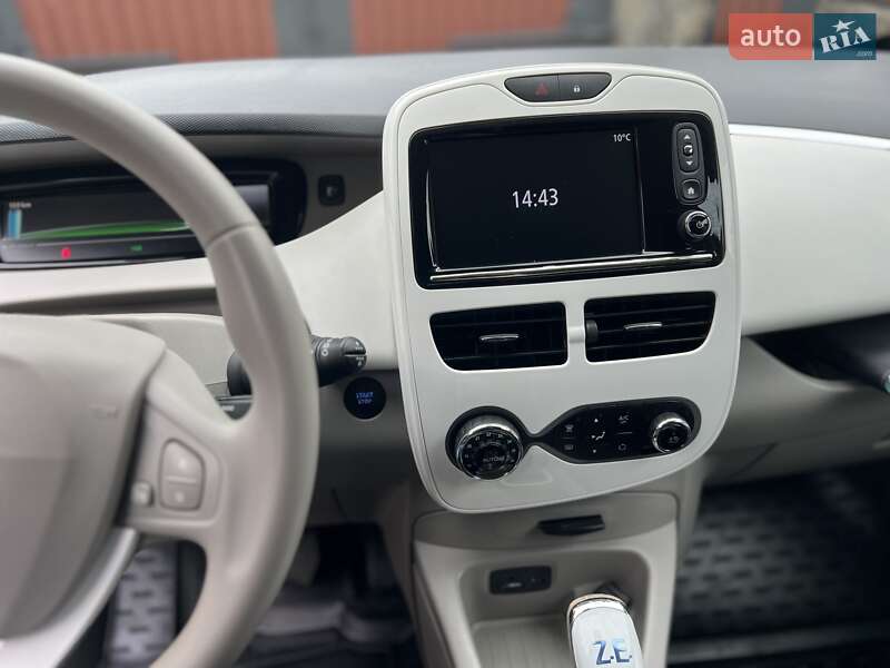 Хэтчбек Renault Zoe 2016 в Виннице