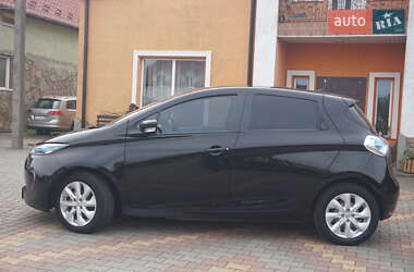Хетчбек Renault Zoe 2015 в 
