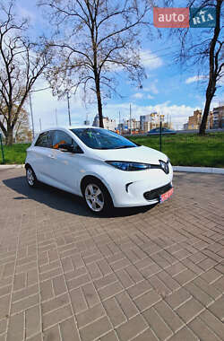 Хэтчбек Renault Zoe 2018 в 