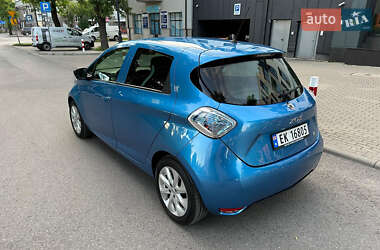 Хэтчбек Renault Zoe 2015 в 