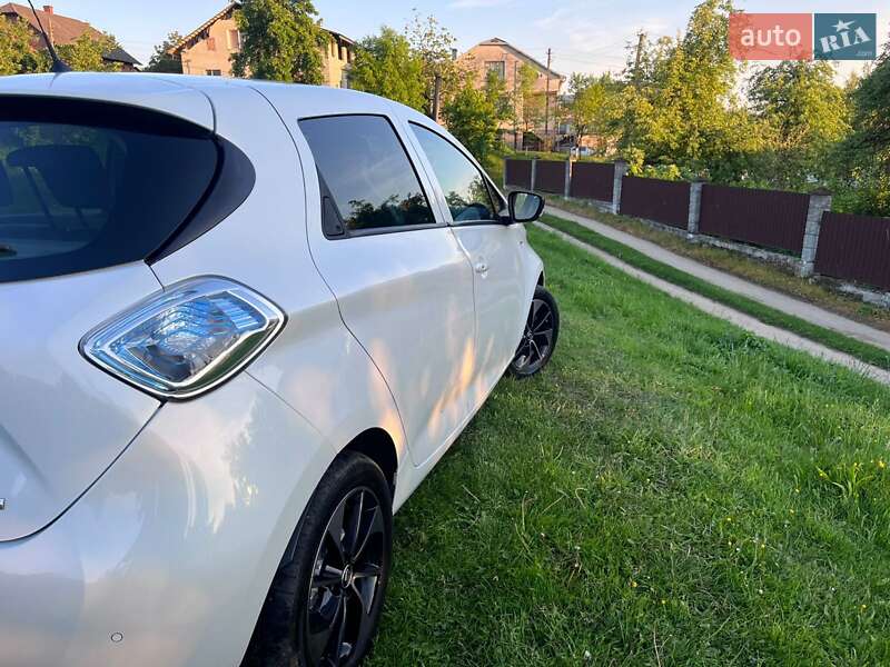 Хетчбек Renault Zoe 2017 в Самборі