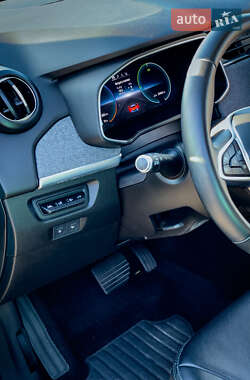 Хетчбек Renault Zoe 2021 в 