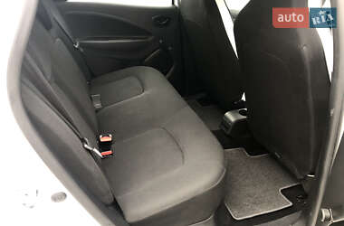 Хэтчбек Renault Zoe 2020 в 
