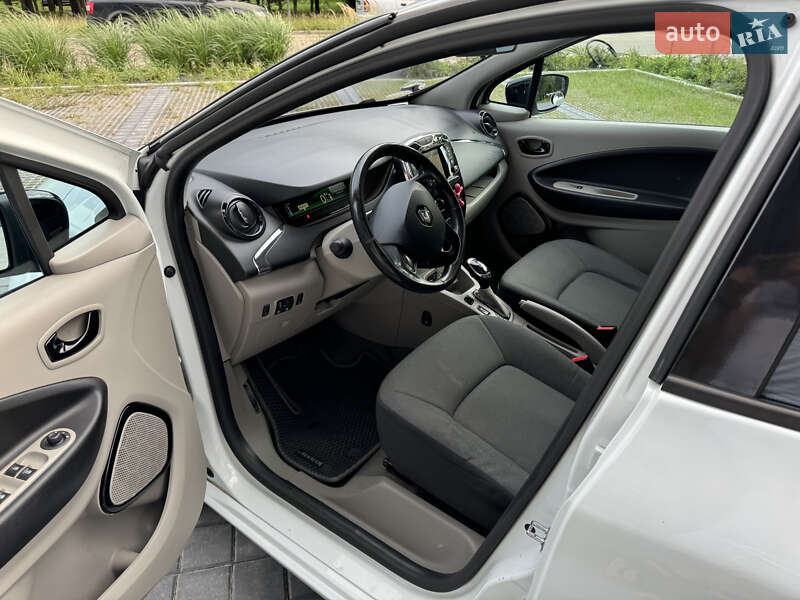 Хэтчбек Renault Zoe 2015 в Львове