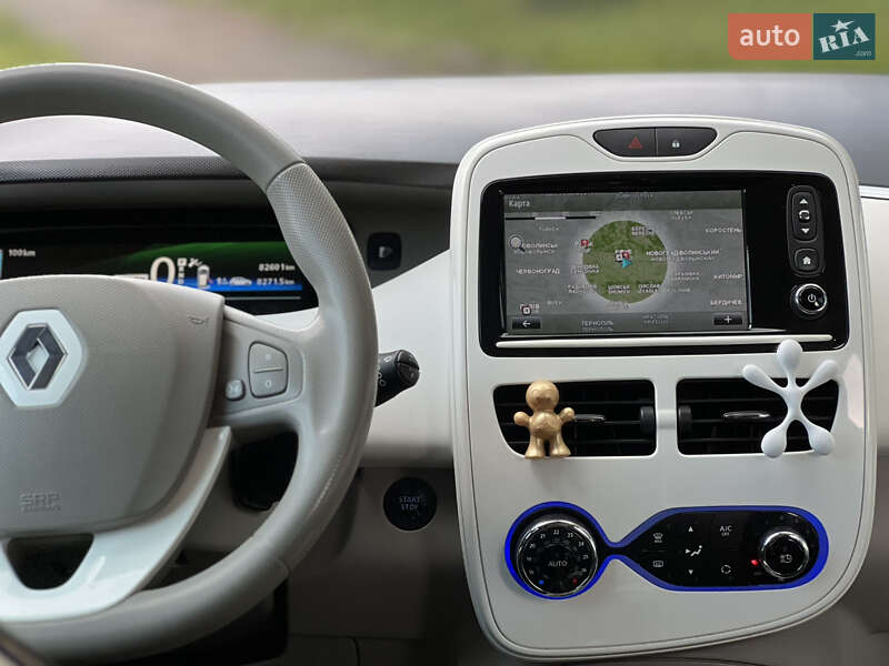Хэтчбек Renault Zoe 2015 в Ровно