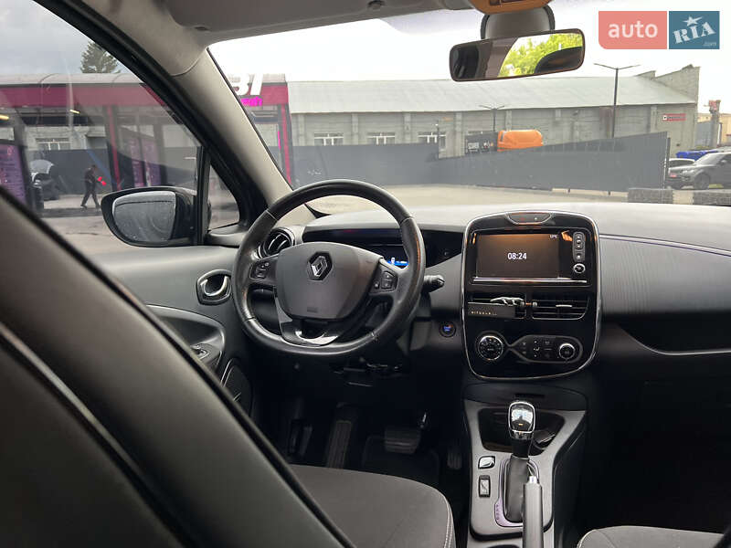Хэтчбек Renault Zoe 2018 в Львове