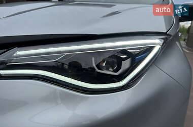 Хэтчбек Renault Zoe 2021 в 