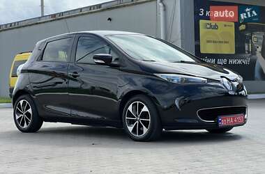 Хэтчбек Renault Zoe 2018 в 