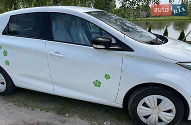 Хэтчбек Renault Zoe 2013 в 