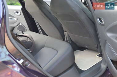 Хэтчбек Renault Zoe 2019 в 