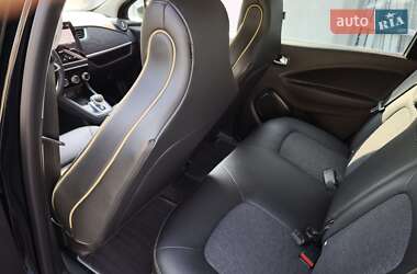 Хэтчбек Renault Zoe 2023 в 