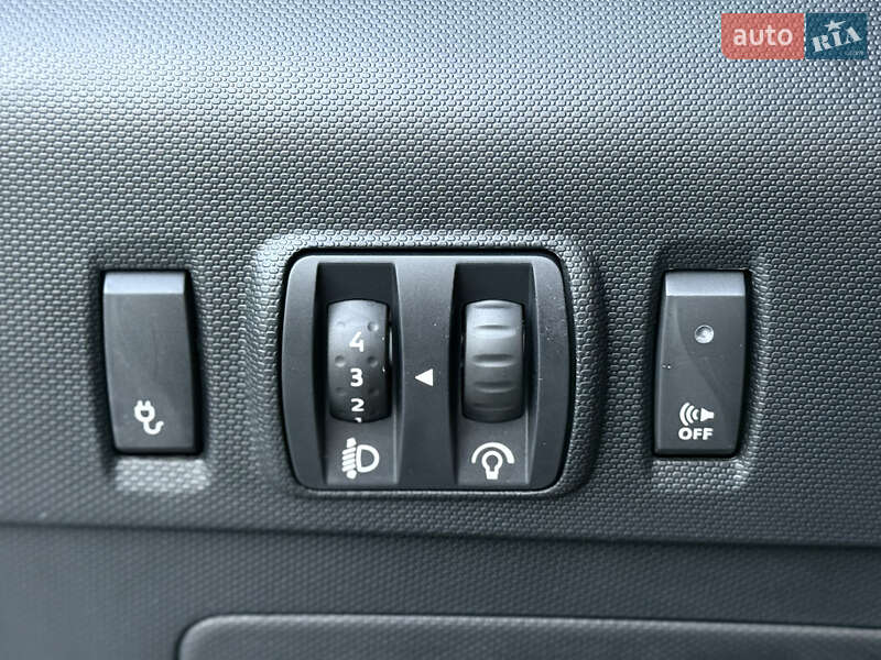 Хетчбек Renault Zoe 2019 в Луцьку