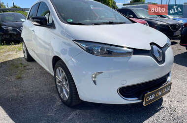 Хэтчбек Renault Zoe 2019 в 