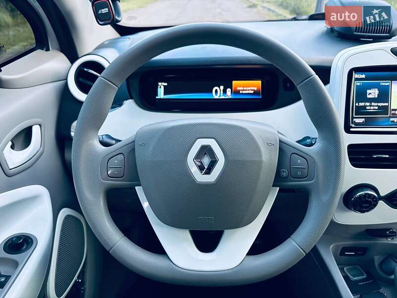 Хетчбек Renault Zoe 2015 в Ужгороді