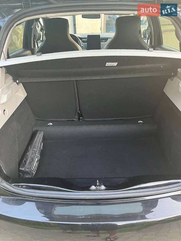 Хетчбек Renault Zoe 2019 в Львові