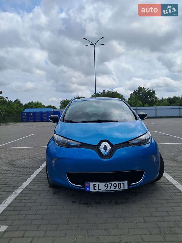 Хэтчбек Renault Zoe 2016 в Дубно