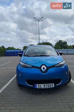 Хэтчбек Renault Zoe 2016 в 