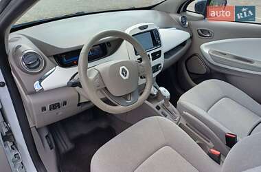 Хэтчбек Renault Zoe 2017 в 