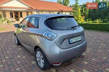 Хэтчбек Renault Zoe 2014 в 