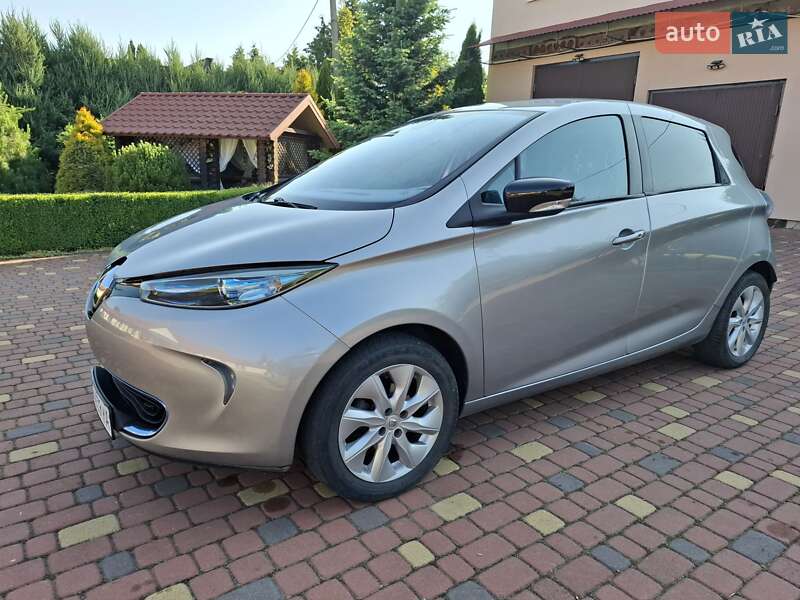 Хэтчбек Renault Zoe 2014 в 