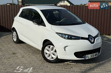 Хэтчбек Renault Zoe 2019 в 