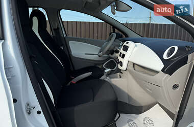 Хэтчбек Renault Zoe 2019 в 