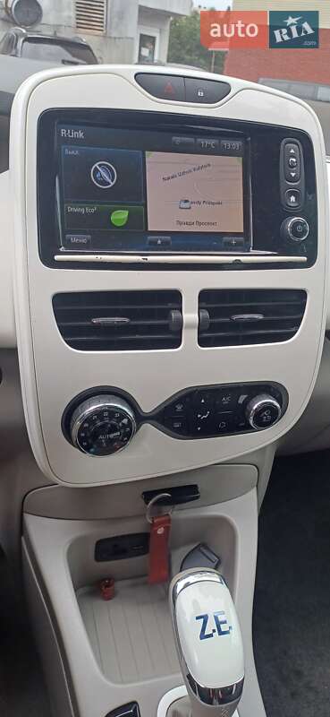 Хэтчбек Renault Zoe 2015 в Киеве фото 17 Хэтчбек Renault Zoe 2015 в Киеве