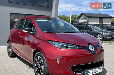 Хэтчбек Renault Zoe 2019 в 
