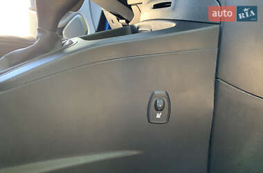 Хэтчбек Renault Zoe 2017 в 