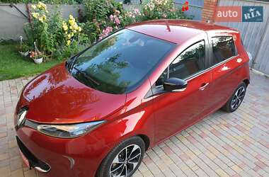 Хэтчбек Renault Zoe 2018 в 
