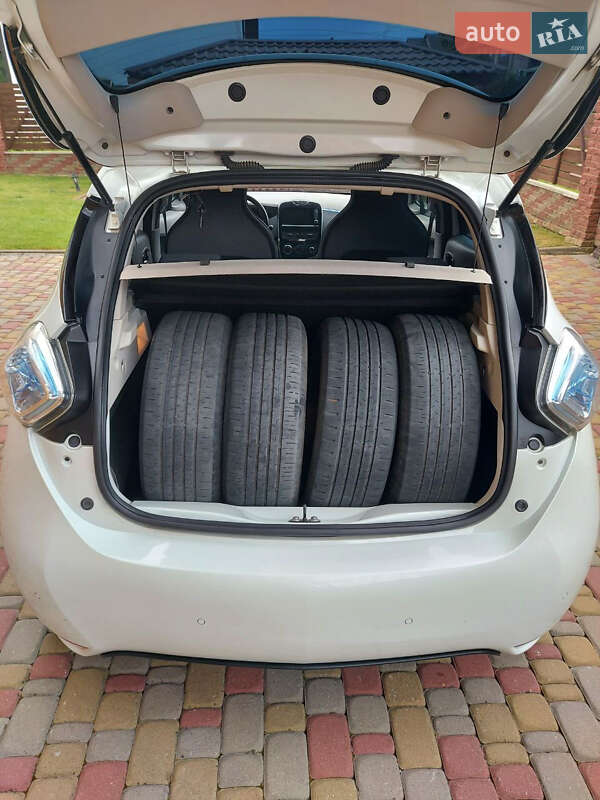 Хэтчбек Renault Zoe 2014 в Ровно