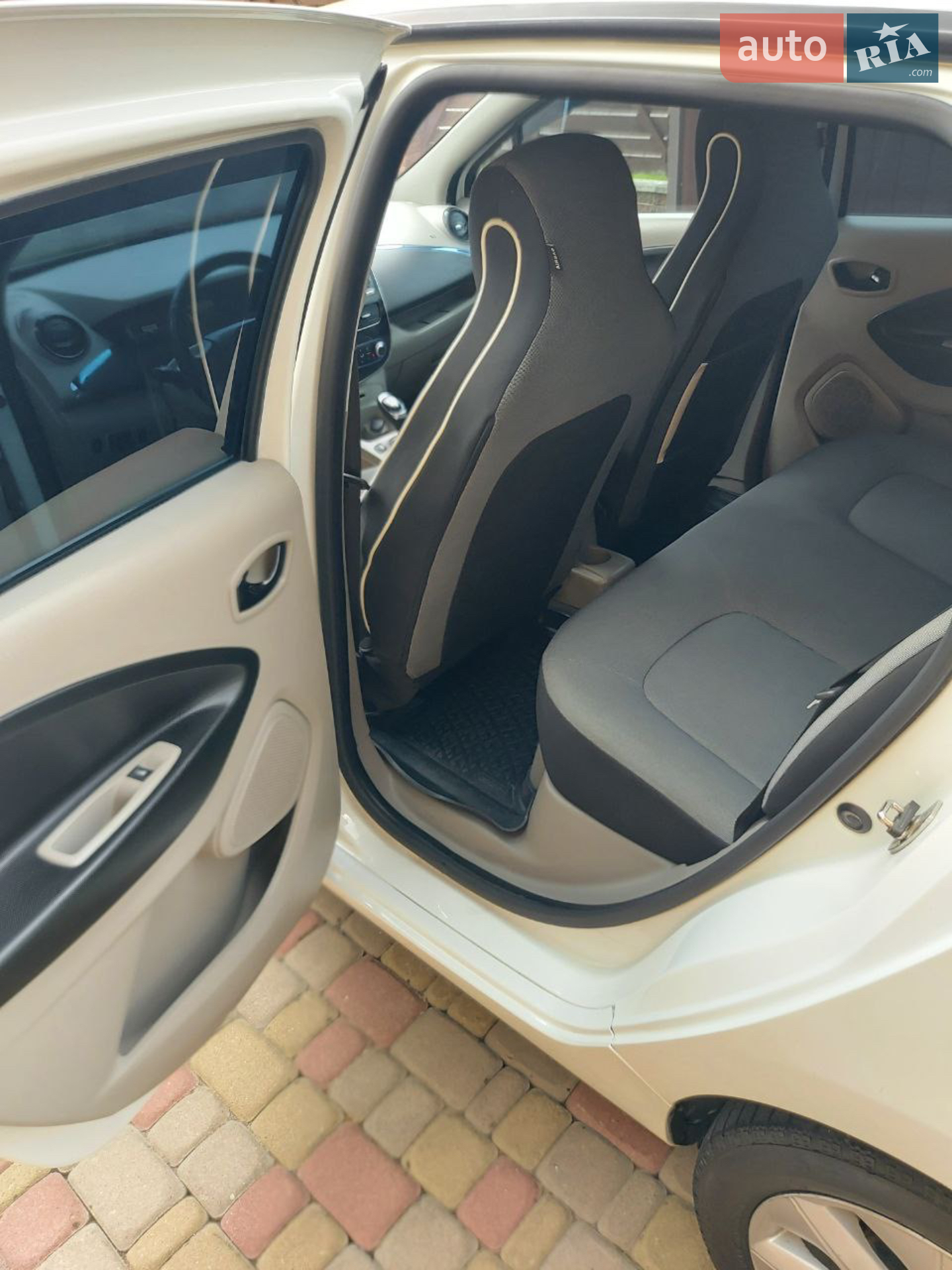 2014 Renault ZOE - мініатюра 18