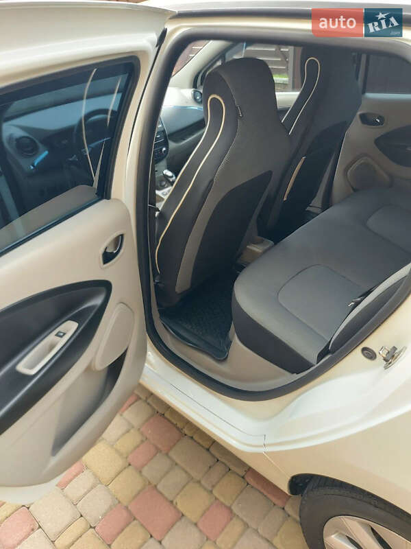 Хэтчбек Renault Zoe 2014 в Ровно